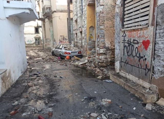 Σεισμός στη Σάμο: Καρέ - Καρέ η καταστροφή των 6,7 Ρίχτερ