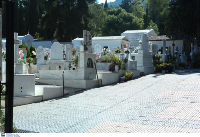 Φρίκη σε νεκροταφείο του Ναυπλίου – Βρέθηκε νεκρό έμβρυο εκτός τάφου