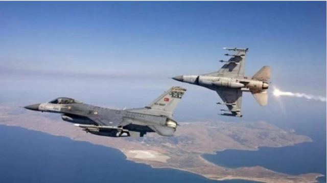 Προκλητικές παραβιάσεις τουρκικών αεροσκαφών στο Αιγαίο ανήμερα της 25ης Μαρτίου