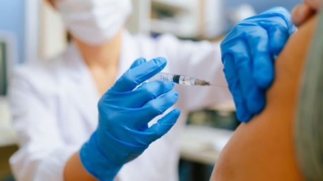 ΠΟΥ: Τέλος στις επιπλέον δόσεις εμβολίου κατά του κορωνοϊού - Η νέα οδηγία