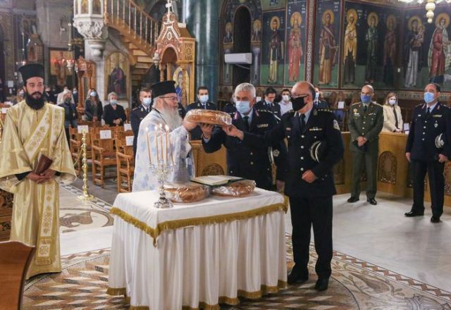 Με αυστηρά μέτρα λόγω covid-19 τίμησαν τον Άγιο Αρτέμιο οι αστυνομικοί