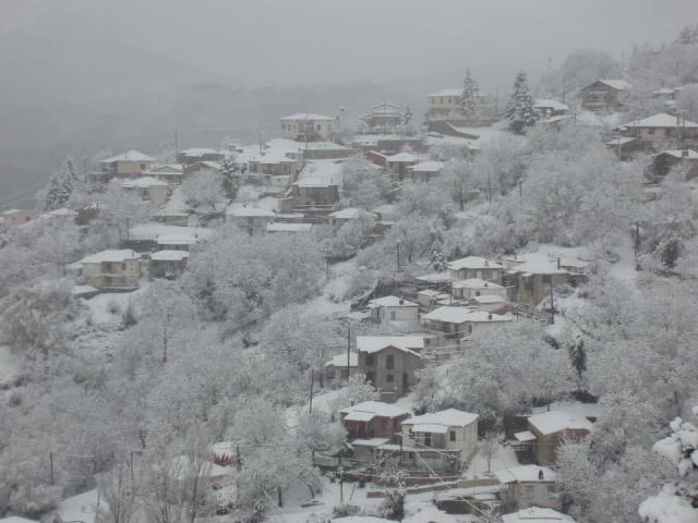 Το χωριό της Οίτης που ξυπνάει κάθε μέρα με αρνητικές θερμοκρασίες