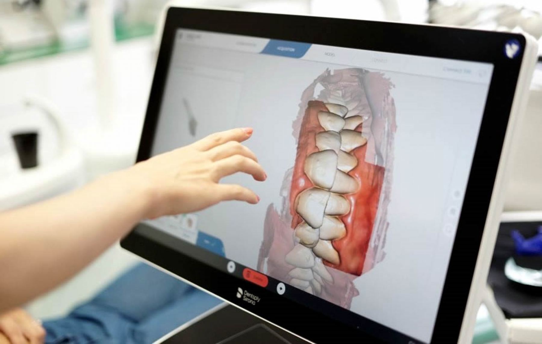 «Perfect Smile Clinic»: Όταν η τεχνολογία συναντά την οδοντιατρική!