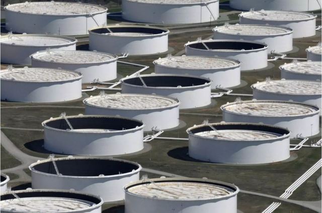 Συμφωνία των χωρών της ΕΕ για το πλαφόν στην τιμή του ρωσικού πετρελαίου - Στα 60 δολάρια το βαρέλι
