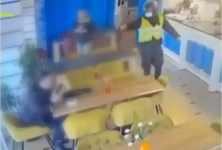 Δολοφόνησαν εν ψυχρώ επιχειρηματία στην Αλβανία μέσα στο μαγαζί του - Σοκαριστικό βίντεο