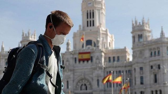 Το «θαύμα» της Μαδρίτης: H τακτική κατά της πανδημίας που αποδίδει