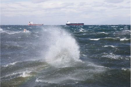 Φορτηγό πλοίο με 14 άτομα πλήρωμα βυθίστηκε στα ανοιχτά της Λέσβου - Βρέθηκε σώος ένας ναυτικός