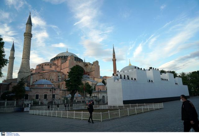 Παρέμβαση UNESCO για την Αγιά Σοφιά: Η Τουρκία έχει συγκεκριμένες δεσμεύσεις και νομικές υποχρεώσεις - Σήμερα η απόφαση