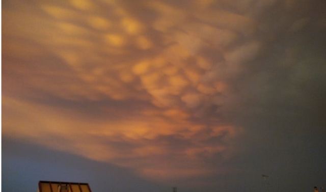 «Παράξενη» συννεφιά στον ουρανό της Λάρισας (ΦΩΤΟ - ΒΙΝΤΕΟ)