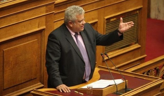 Κώστας Κουτσογιαννακόπουλος: «Πείτε μας αλήθεια, θα αντικαταστήσετε το Μνημόνιο ή θα το διαπραγματευτείτε;»