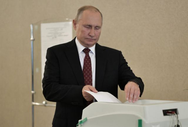 Ρωσία: «Χαστούκι» στον Πούτιν – Χάνει το 1/3 των εδρών στην Μόσχα