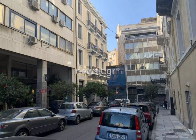 Αυτοκτονία στο κέντρο της Αθήνας! Έπεσε από τον 6ο όροφο