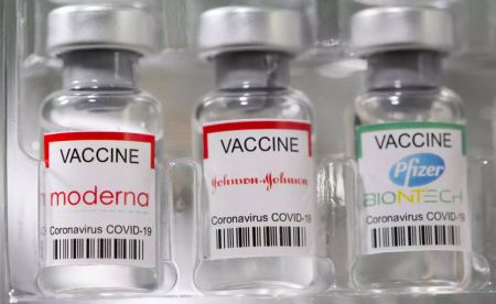 emvolio.gov.gr: Ανοιχτή η επιλογή με ποιο εμβόλιο θα κάνετε την τρίτη δόση – Πως να επιλέξετε;