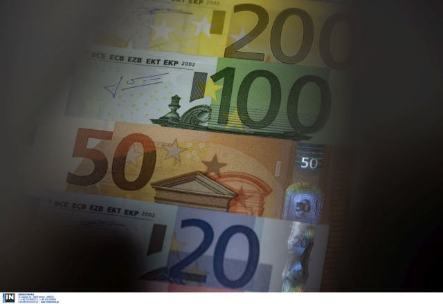 Ποιοι θα εισπράττουν τα 534 ευρώ έως και το τέλος Σεπτεμβρίου - Διέξοδος για χιλιάδες εργαζόμενους