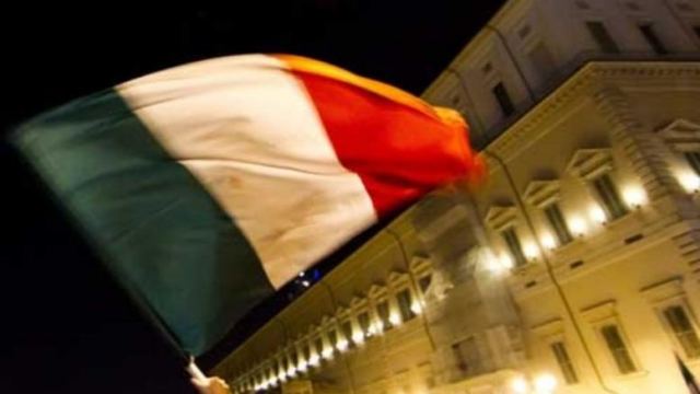 Ιταλία: «Κλείδωσε» η συμφωνία Ακροδεξιάς - Κινήματος Πέντε Αστέρων