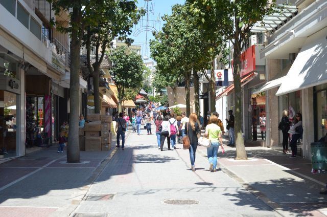 Εμπορικός Σύλλογος Λαμίας: Κλειστά τα καταστήματα του Αγίου Πνεύματος