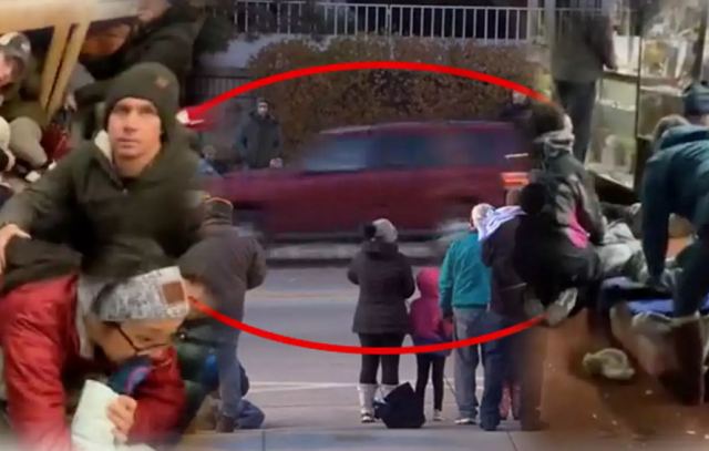 Ουισκόνσιν: 5 νεκροί και 40 τραυματίες σε Χριστουγεννιάτικη παρέλαση - Ράπερ παρέσυρε με το αυτοκίνητο παιδιά