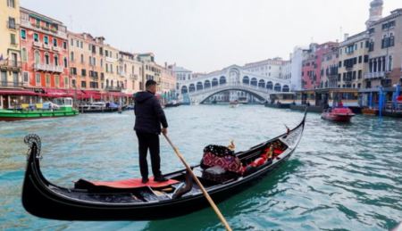 Η Βενετία βάζει εισιτήριο εισόδου στην πόλη