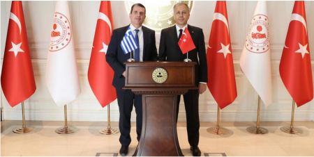 Συμφωνία συνεργασίας για το μεταναστευτικό ανακοίνωσαν Καιρίδης-Γερλικαγιά από την Άγκυρα