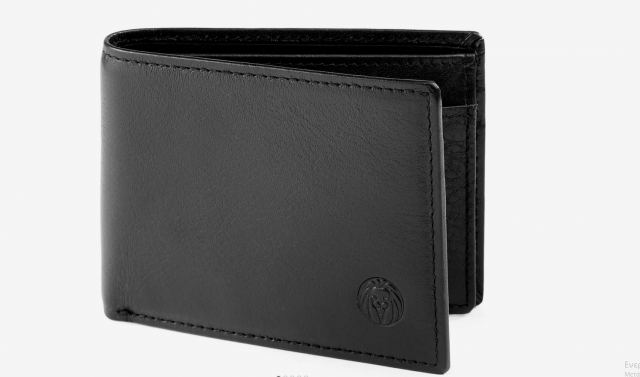 Χάθηκε μαύρο πορτοφόλι στο κέντρο της Λαμίας