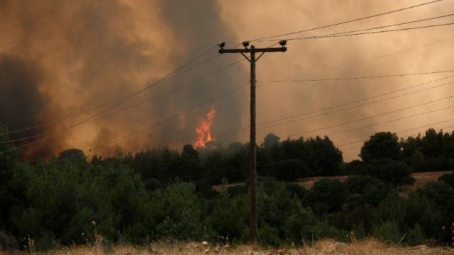ΕΥΔΑΠ: Προβλήματα σε 13 περιοχές λόγω της πυρκαγιάς
