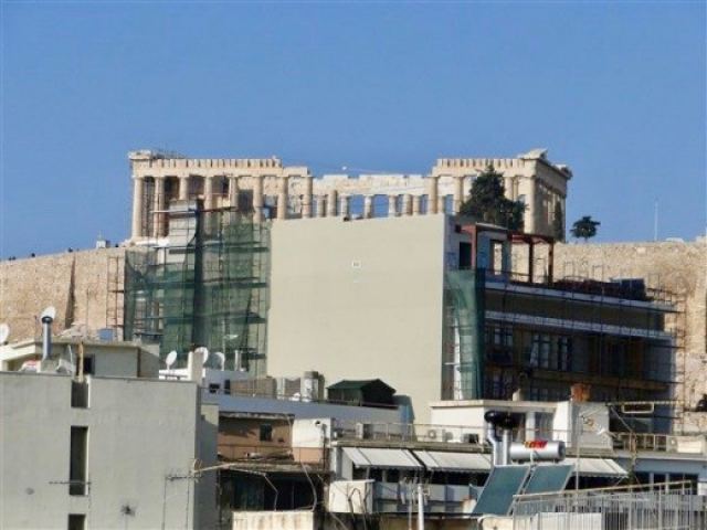 Προσωρινή αναστολή έκδοσης οικοδομικών αδειών νοτίως της Ακρόπολης