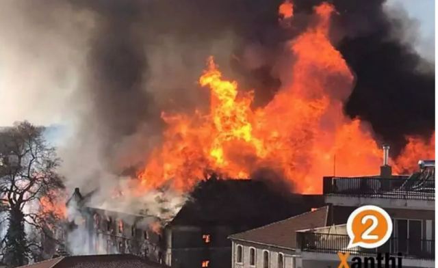 Ξάνθη: Μεγάλη φωτιά στο κέντρο – Εντολή να απομακρυνθούν οι πολίτες για λόγους ασφαλείας