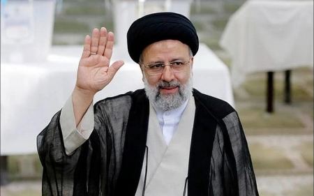Ο πρόεδρος του Ιράν αποθέωσε τη Χαμάς για τον πόλεμο κατά του Ισραήλ: Φιλάμε τα χέρια της