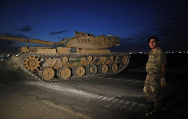 Άρχισε η χερσαία επιχείρηση των Τούρκων στη Βορειοανατολική Συρία