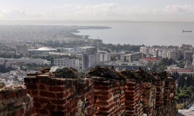 Θεσσαλονίκη: «Βράζουν» τα λύματα από τη Βρετανική και τη Νοτιοαφρικανική μετάλλαξη