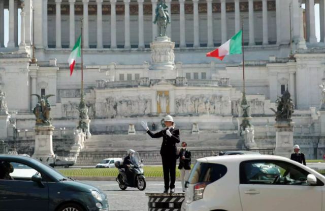 Ιταλία: Ανοίγει στις 2 Ιουνίου ο τουρισμός