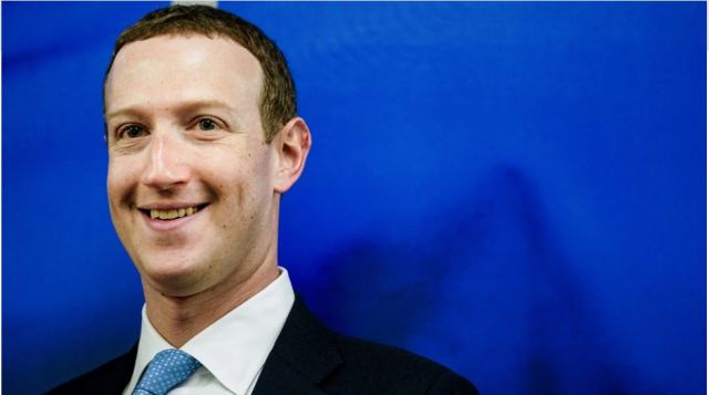 Facebook: Έκλεισε εκατοντάδες λογαριασμούς που διέδιδαν «fake news» για τα εμβόλια του κορωνοϊού