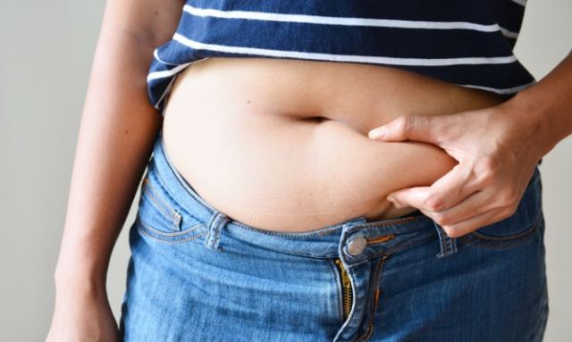 Έμφραγμα: Το κοιλιακό λίπος διπλασιάζει τον κίνδυνο ακόμα και αν ΔΕΝ έχετε περιττά κιλά!