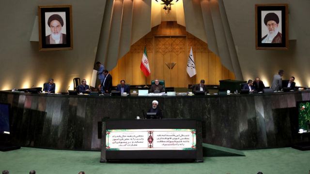Ιράν: Αποχωρεί από τη συμφωνία για το πυρηνικό του πρόγραμμα
