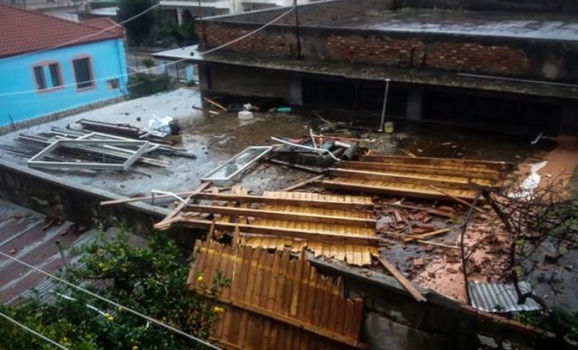 Αιτωλοακαρνανία: Ανεμοστρόβιλος διέλυσε τον Αστακό - Εικόνες καταστροφής