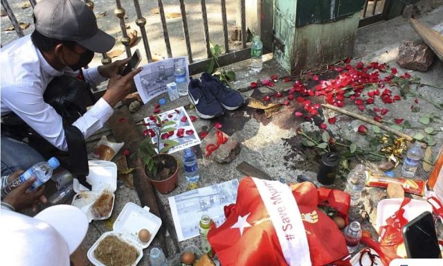 Μιανμάρ: 18 νεκροί και δεκάδες τραυματίες στη πιο αιματηρή μέρα των διαδηλώσεων κατά του στρατιωτικού πραξικοπήματος