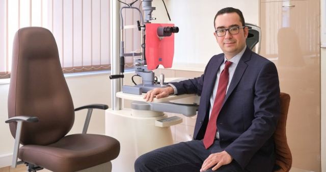 O Λαμιώτης Χειρουργός Οφθαλμίατρος Γεώργιος Φαράντζος ξεκίνησε νέο ιατρείο στη Λαμία