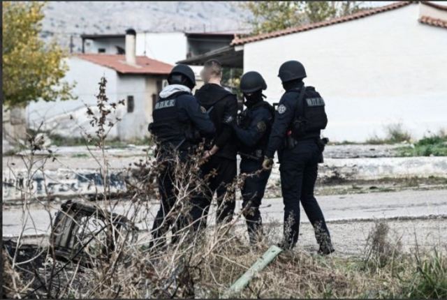 Δυτική Αττική: Έξι συλλήψεις και 15 προσαγωγές σε καταυλισμούς Ρομά