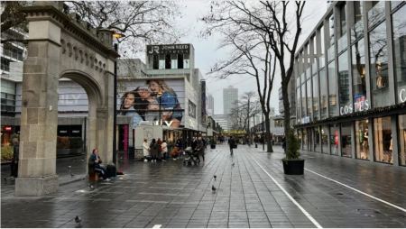 Κορωνοϊός - Ολλανδία: Άδειοι δρόμοι και κλειστά μαγαζιά μετά το αιφνίδιο lockdown