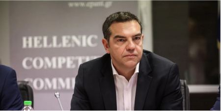 Ο Τσίπρας ζητά να ανοίξει η Βουλή και να συζητήσει εκτάκτως το θέμα των παρακολουθήσεων