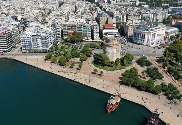 Lockdown: «Αλαλούμ» με τα μέτρα σε Θεσσαλονίκη, Αχαΐα και Κοζάνη – Τελικά τι ισχύει;