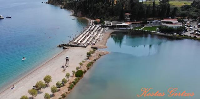 Μοναστηράκι Φωκίδας: Διακοπές σαν σε νησί στο χωριό με τη «γαλάζια λίμνη»