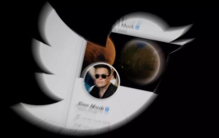 To Twitter μηνύει τον Μασκ για το «πάγωμα» της εξαγοράς – Ζητά την ολοκλήρωση της συγχώνευσης