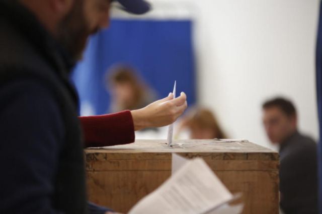 Εκλογές το αργότερο ως το Μάιο «βλέπουν» στη ΝΔ – Ετοιμάζουν ψηφοδέλτια και αλλαγές στο κόμμα