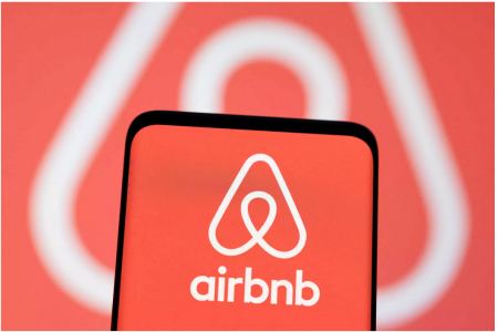 Τέλος η φοροδιαφυγή στα Airbnb – Πρόστιμα έως 500.000 ευρώ προβλέπει το νομοσχέδιο για τις ψηφιακές πλατφόρμες