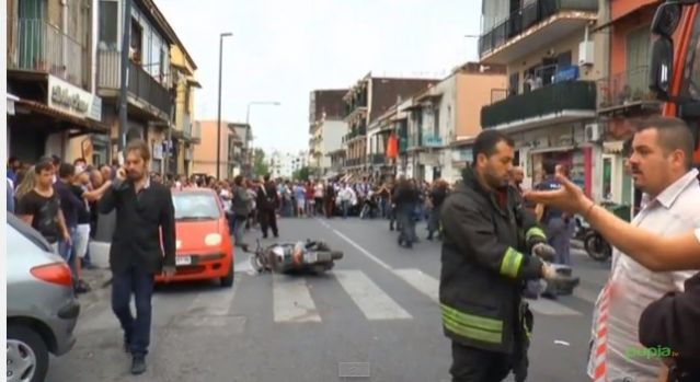 Νάπολη: Τέσσερις νεκροί σε μακελειό