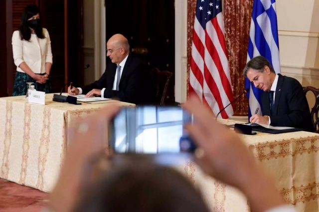 «Ψήφος εμπιστοσύνης στην Ελλάδα» η νέα Συμφωνία με τις ΗΠΑ – Πως αποτιμά η Αθήνα την επιστολή Μπλίνκεν στον Πρωθυπουργό