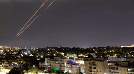 Η στιγμή που οι Ισραηλινοί καταρρίπτουν ιρανικά drones -Δείτε βίντεο