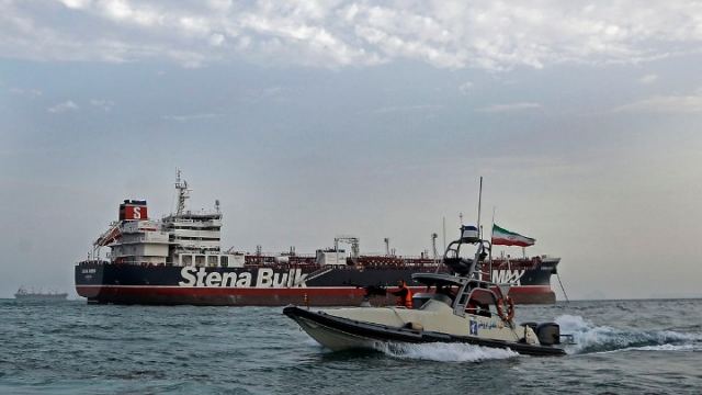 Το Λονδίνο απέστειλε μεσολαβητή στην Τεχεράνη για την απελευθέρωση του δεξαμενόπλοιου