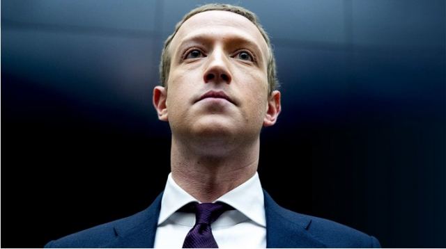 Facebook: Ο Ζούκερμπεργκ έχασε 7 δισ. και ζήτησε και «συγγνώμη»